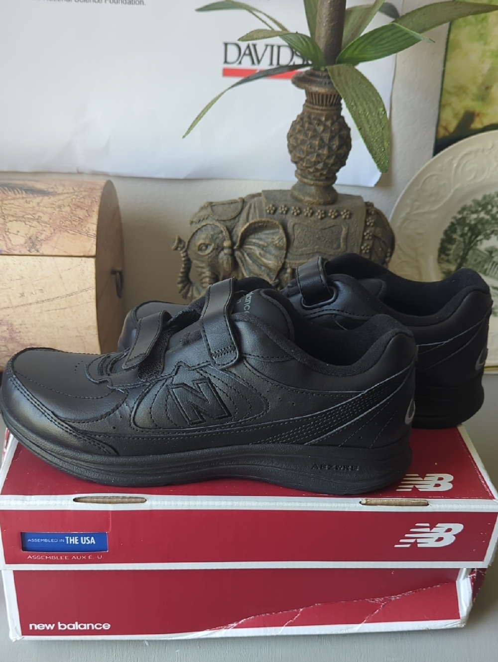 New Balance Black 577 Women's Walking Shoes